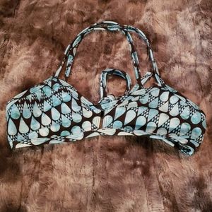 Jolyn vent top, Large. Bundle and save 50% off